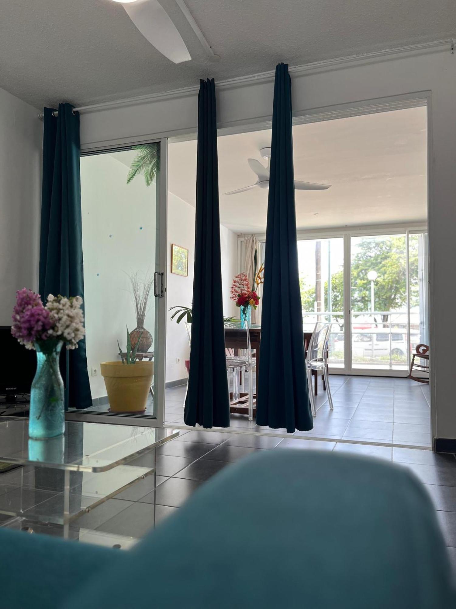 Jasmin - Appartement Face Plage Diamant Le Diamant Esterno foto
